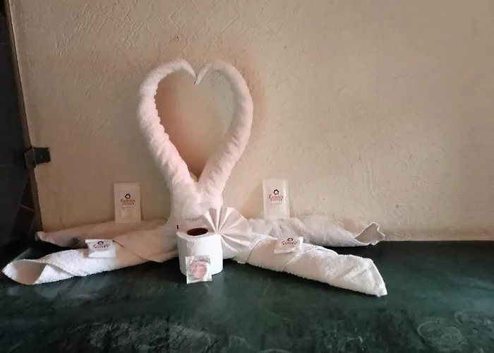 Extasis Hotel *